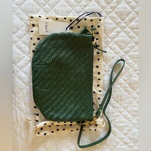 Clare V Petite Moyen in Evergreen- NWT